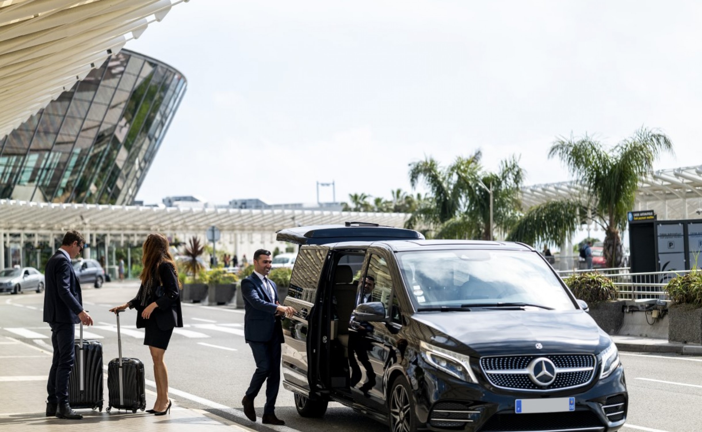 Airport Shuttle Italy Chauffeur service